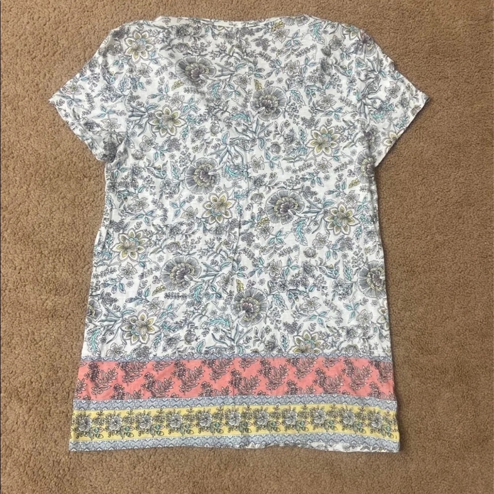 NWOT LOFT floral T-shirt medium - Picture 3 of 6